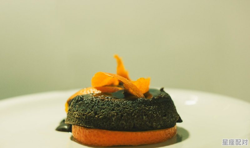 9月30日生日巧克力:巧克力蛋糕(Chocolate Custard) 9月30日生日巧克力:巧克力蛋糕(Chocolate Custard) - 星座运势