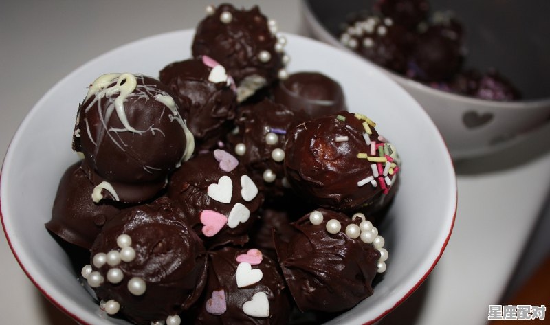 9月6日生日巧克力:够姜旋风(Ginger Whirl) 9月6日生日巧克力:够姜旋风(Ginger Whirl) - 星座运势